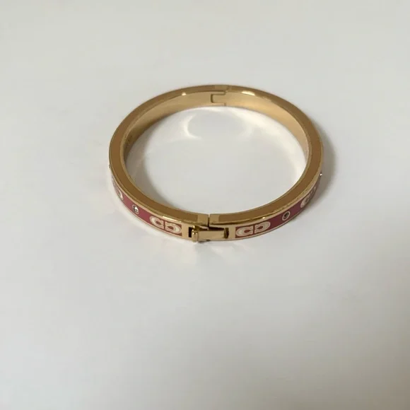 Coach Signature C Bangle Logo Statement Bracelet Enamel Hinged Pink Red Gold - Picture 4 of 9